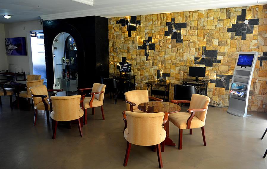 Apart Hotel Toborochi 圣克鲁斯 外观 照片